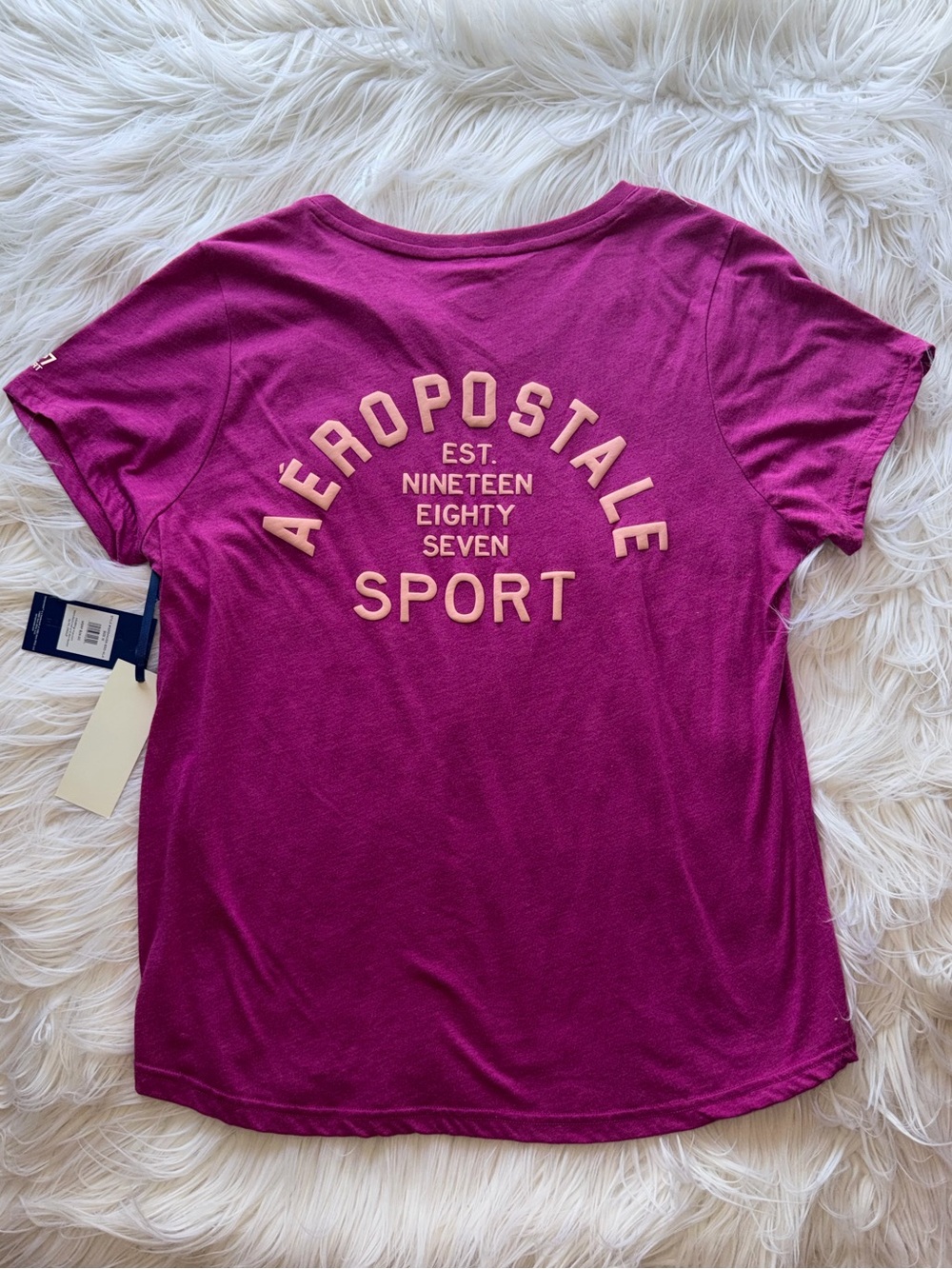 NWT Aeropostale Sport Women's 1X Magenta Short Sleeve VneckTee